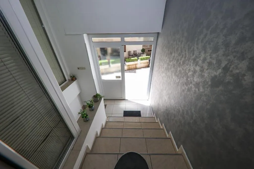 “Minipalais” Apartment In The Heart Of Zadar 0*,