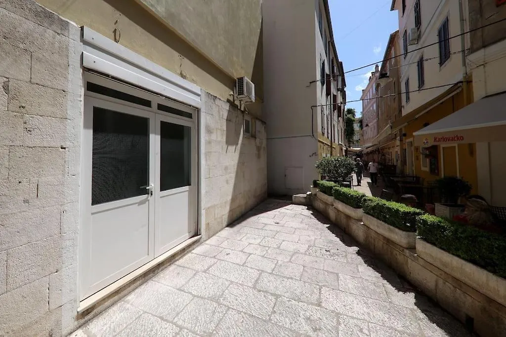“Minipalais” Apartment In The Heart Of Zadar