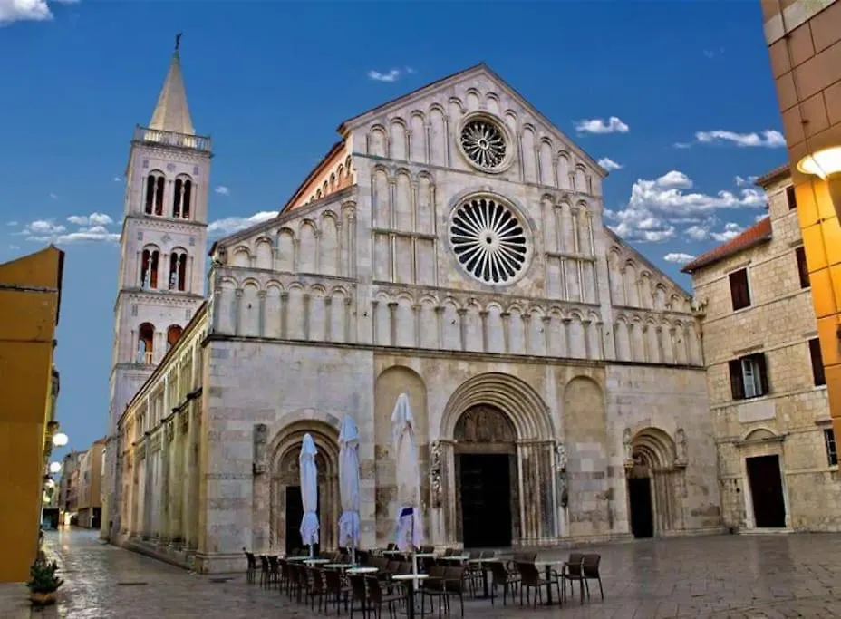 “Minipalais” Apartment In The Heart Of Zadar 0*,  Kroatië